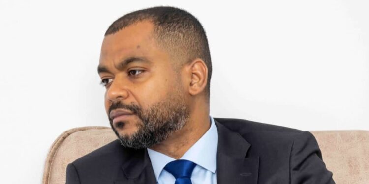 Harold Tavares de la Banque mondiale à Doumbouya : « Je me tiens à votre disposition pour toute orientation »