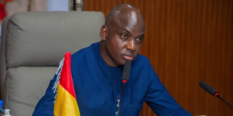 Budget 2025 : le ministère de la Santé a bénéficié de 1577.670.000.000 FG, selon Oumar Diouhé Bah