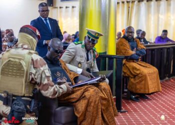 Transparence au sommet de l’État : le président Mamadi déclare son patrimoine à la Cour suprême