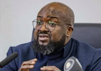 Djiba Diakité aux secrétaires généraux: « les réformes, les textes de lois qui sont en attente, il ne faut pas attendre demain, il faut les faire avancer »