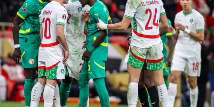 Finale controversée : la Fédération marocaine saisit la CAF et la FIFA contre le Sénégal