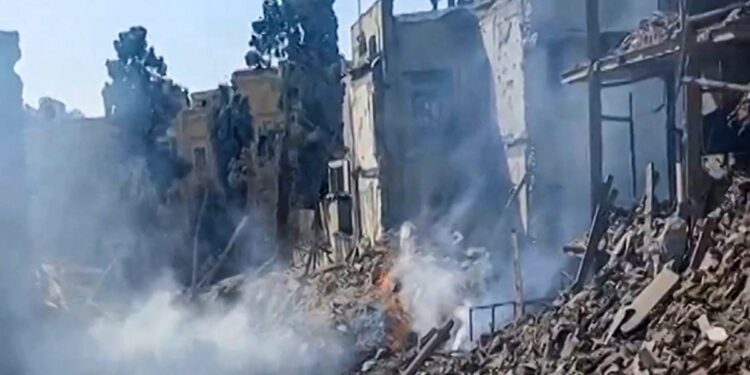 Moyen-Orient : les États-Unis et Israël attaquent l’Iran