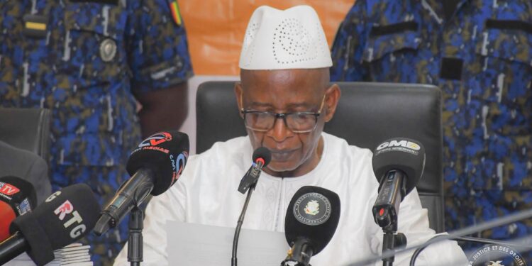 Passation de service au ministère de la Justice: Yaya Kaïraba Kaba présente son bilan 