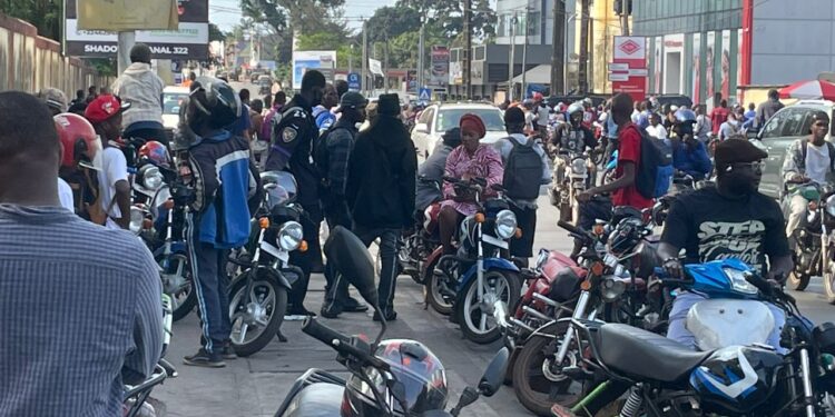 Conakry : l’accès à Kaloum finalement rétabli après de longues heures de blocage
