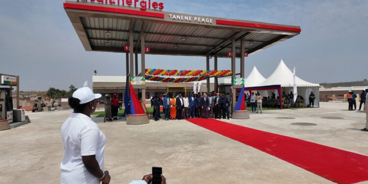 Tanènè/Dubréka) : en partenariat avec le FER, Total-Energies inaugure une station-service aux abords du poste de péage