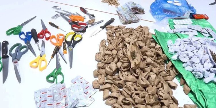 Maison centrale de Conakry: drogue, argent et téléphones saisis (Gendarmerie)