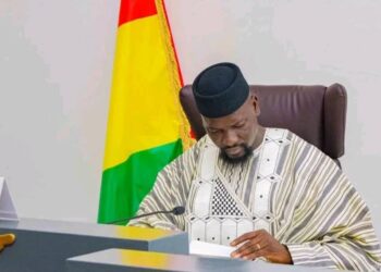 Gouvernement: le president Mamadi nomme 2 secrétaires généraux adjoints