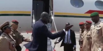 39ᵉ Sommet de l’Union africaine: le président Mamadi en route pour Addis-Abeba