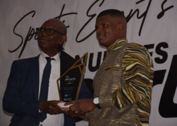 Nuit des sports de combat : Mamadou Saidou Diallo sacré Roi 2025