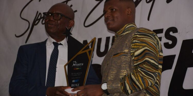 Nuit des sports de combat : Mamadou Saidou Diallo sacré Roi 2025