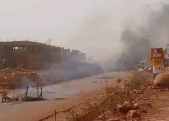 Siguiri: manifestations de rue contre l’orpaillage avec des machines « Poclain »