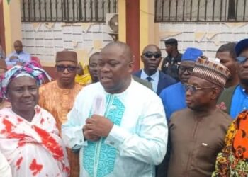 Approvisionnement en poisson: « 320 000 FG le carton des différentes espèces et 220 000 FG le Késsi Késsi », annonce Fassou Théa