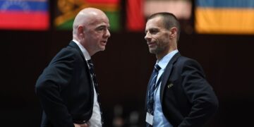 Plainte pour « complicité de crimes de guerre » : la FIFA et l’UEFA visées devant la CPI