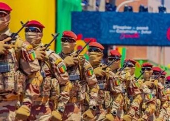 Port frauduleux d’uniforme en Guinée: des peines de 2 mois d’emprisonnement à la réclusion criminelle à perpétuité