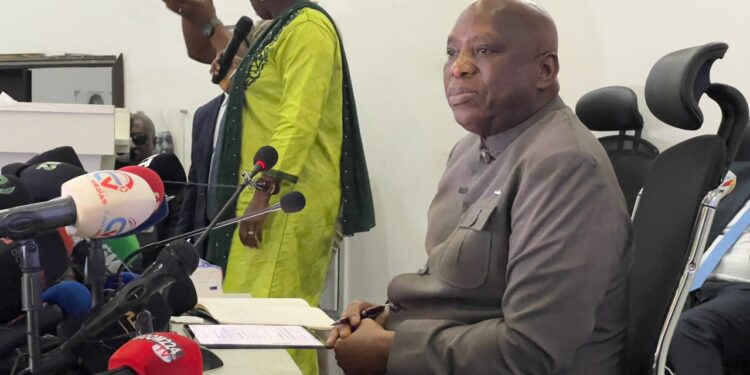 Allemagne : 6 000 Guinéens en situation difficile, seulement 120 déjà rapatriés selon le ministre Dr Morissanda Kouyaté