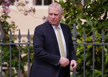 Angleterre : le Prince Andrew a été arrêté par la police