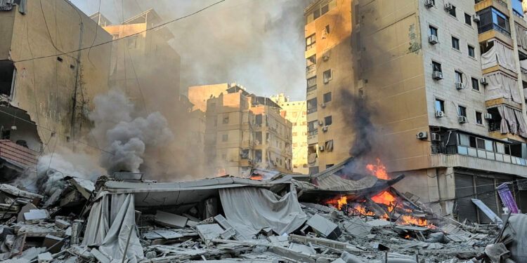 Moyen-Orient : Israël annonce l&rsquo;élimination d&rsquo;Ali Larijani et du chef du Bassidj dans des raids sur Téhéran