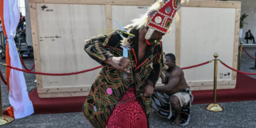Retour du Djidji Ayokwé : la Côte d’Ivoire célèbre les retrouvailles historiques avec son tambour sacré