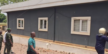 Violences à Dabola : 10 suspects aux mains de la justice après le saccage du commissariat central