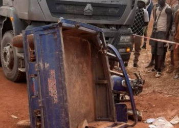 Siguiri : trois décès et un blessé grave enregistrés après le choc entre un tricycle et un camion benne
