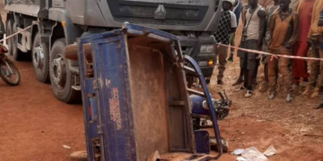 Siguiri : trois décès et un blessé grave enregistrés après le choc entre un tricycle et un camion benne