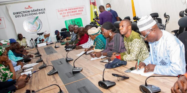 Élections législatives et communales : la DGE mobilise la société civile et la presse pour un scrutin apaisé 
