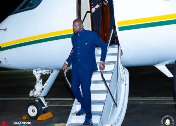 Officiel : le président Mamadi de retour à Conakry ce vendredi