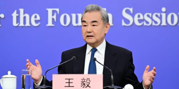 Wang Yi : la Chine veut avancer main dans la main avec le Sud global vers la modernisation