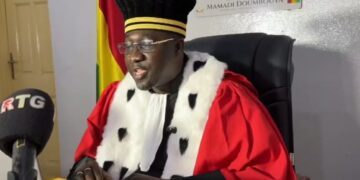 Enlèvement des proches de Tibou Kamara : le parquet de Kankan annonce leur libération et poursuit les enquêtes