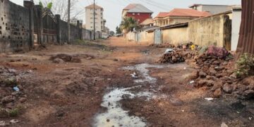 Ultimatum ignoré : les eaux usées continuent de couler dans certaines rues de Conakry