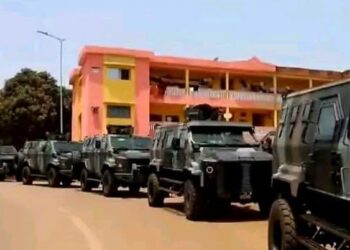 « Aucune portion de la terre laissée par nos ancêtres ne sera conquise par qui que ce soit », le président Mamadi donne des instructions au dernier contingent