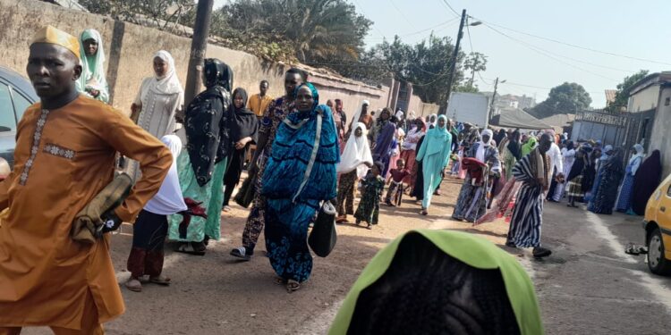 Fête de l’Aïd el-Fitr : à Simambossia (mosquée Abdoul Aziz), l’imam appelle à la cohésion sociale et à l’unité nationale