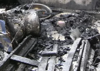 Kankan : une maison consumée par les flammes après un incident électrique