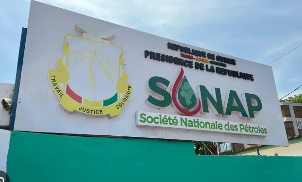 Longues files de véhicules devant les stations-service : la SONAP rassure les consommateurs (Communiqué)