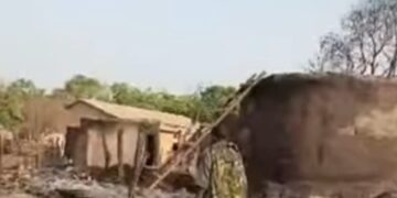 Siguirini (Siguiri) : un incendie ravage 80 cases d’habitation et 12 entrepôts à Hilimalô