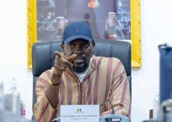 Rareté de cash : « bientôt l’impression d&rsquo;un nouveau billet et, d’ici 3 à 4 mois, modernisation des moyens de paiement…» (Bah Oury)