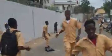 Rogbané : manifestation après l&rsquo;arrestation par un militaire d&rsquo;un Directeur qui a renvoyé un élève non coiffé