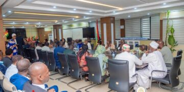 Inclusion financière : le défi du retour des billets dans les banques au cœur des débats