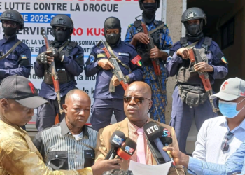 Trafic international : un français et un guinéen interpellés avec 11 kg de cocaïne par les services spéciaux