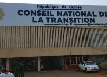 CNT : le syndicat de l&rsquo;Administration parlementaire appelle à un sit-in de rupture le 22 avril