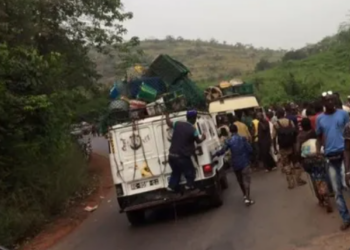 Kindia : un accident entre une voiture et deux camions fait 5 morts à Labota