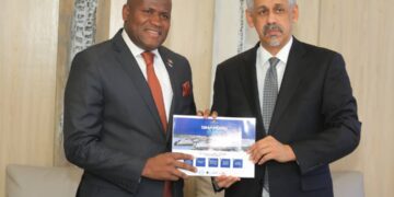 Abidjan : Simandou 2040 de S.E. Mamadi Doumbouya au President la BAD – Dr Sidy Ould Tah 