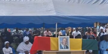 Obsèques du défunt procureur Mohamed Bangoura : « le barreau salue en lui un homme de rigueur, de responsabilité et de respect des droits de la défense » (Maitre DS Bah)