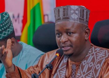 Gratuité des soins des artistes: « Ordonnances gonflées », le ministre Moussa Moïse Sylla tire la sonnette d’alarme