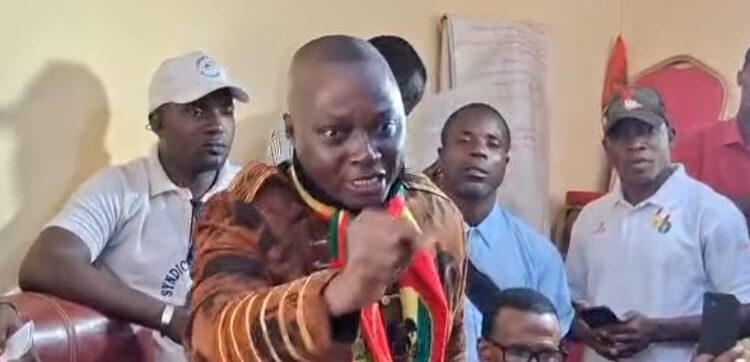 Michel Pépé Balamou: « la FSPE et le SNE ne travailleront plus syndicalement avec le SLEG tant que le SLEG ne changera pas… »