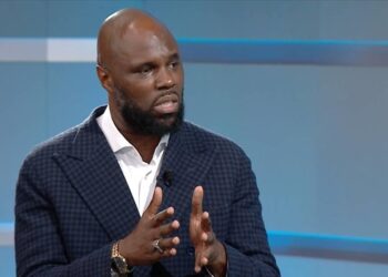 Afrique du Sud : Kemi Seba arrêté, une procédure d’extradition vers le Bénin engagée