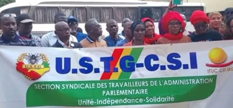 CNT: le syndicat maintient la pression malgré la signature du statut particulier