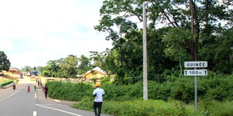 Frontière Guinée-Côte d&rsquo;Ivoire : une dizaine de blessés et quatre otages libérés après des heurts autour d&rsquo;une mare à Kankan