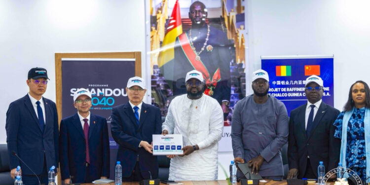 Industrialisation : signature de l&rsquo;accord de construction de la raffinerie d&rsquo;alumine de Chalco à Boffa