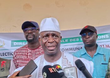 Élections législatives et communales : le ministre Ibrahima Kalil Condé salue le bon déroulement du vote